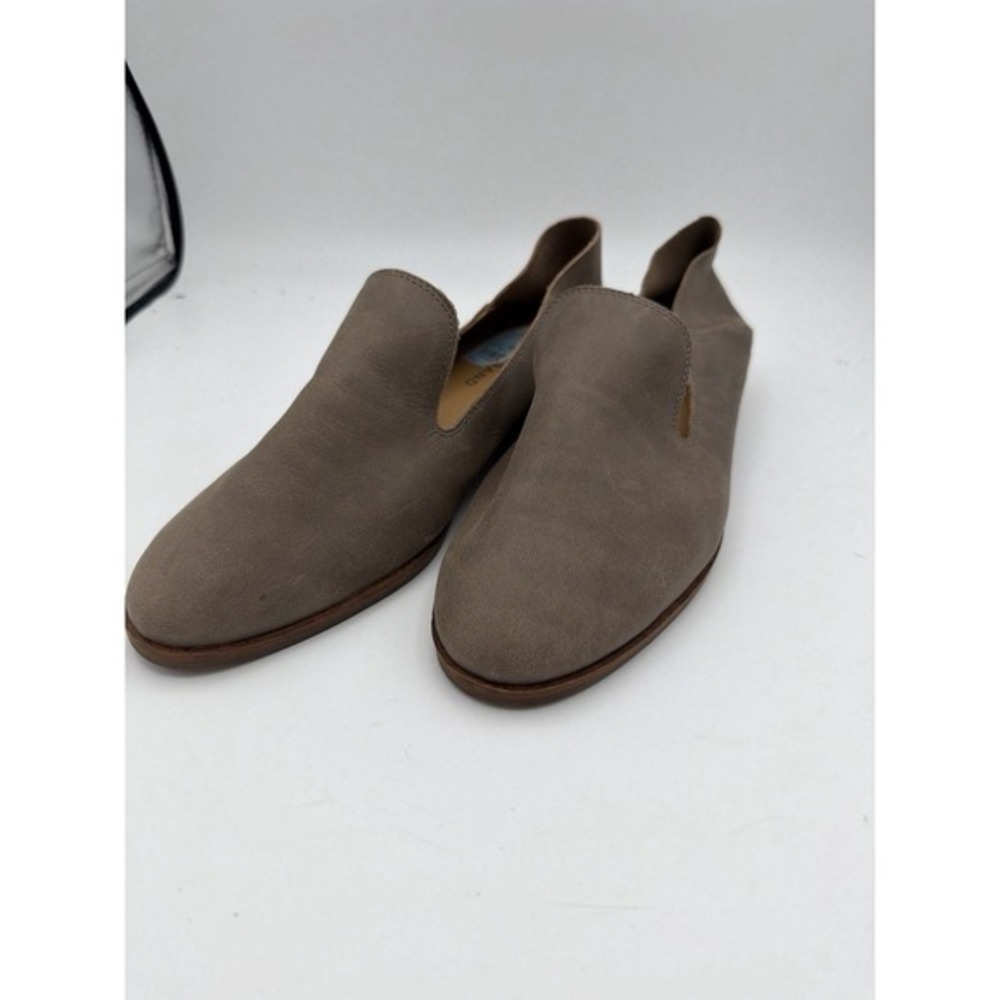 Lucky Brand‎ LK Cahill Leather Slip On Flats Taupe 9W Wide Womens.      1669